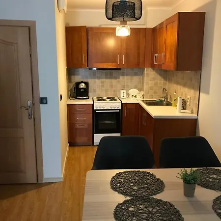 Апартамент Burgas Apartment *